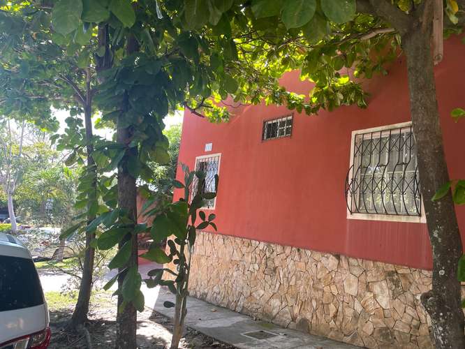  CASA EN VENTA CON MÁS TERRENO Y ESPACIOS AMPLIOS EN RESIDENCIAL VILLA PRIMAVERA, QUEZALTEPEQUE, LA LIBERTAD 