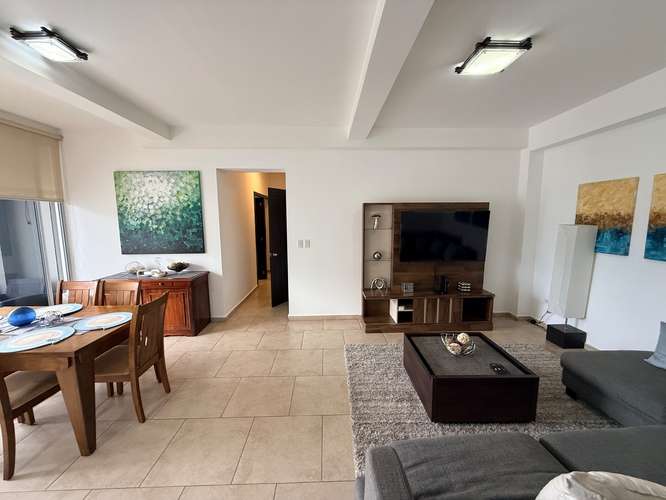  SE ALQUILA APARTAMENTO TORRE 21 SAN BENITO, AMUEBLADO, tiene 117.3 Mts2 Consta de: . Sala Comedor . Baño social . Coc