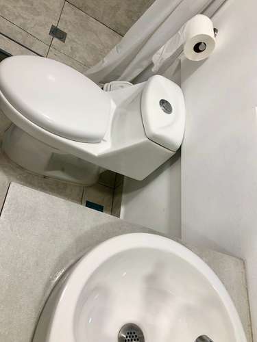 Habitación Amueblada, Baño Propio, Colonia Flor Blanca, S.S., Cerca H. Rosales, Pque. Cuscatlan y Ctro. Hist.