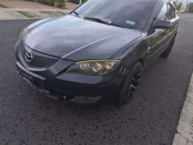 Vendo mazda 3 año 2006 de agencia estandar