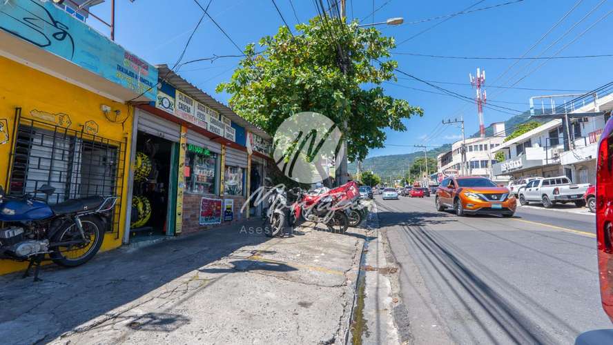 ¡Excelente Oportunidad de Inversión! Apartamento en 1er Nivel con Local Comercial en Urbanización Satélite - Imagen 5