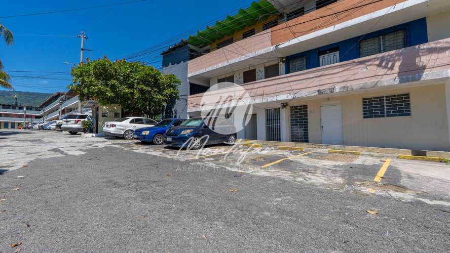 ¡Excelente Oportunidad de Inversión! Apartamento en 1er Nivel con Local Comercial en Urbanización Satélite - Imagen 6