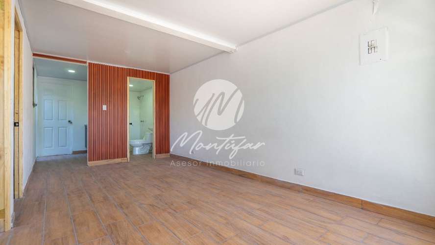 ¡Excelente Oportunidad de Inversión! Apartamento en 1er Nivel con Local Comercial en Urbanización Satélite - Imagen 2