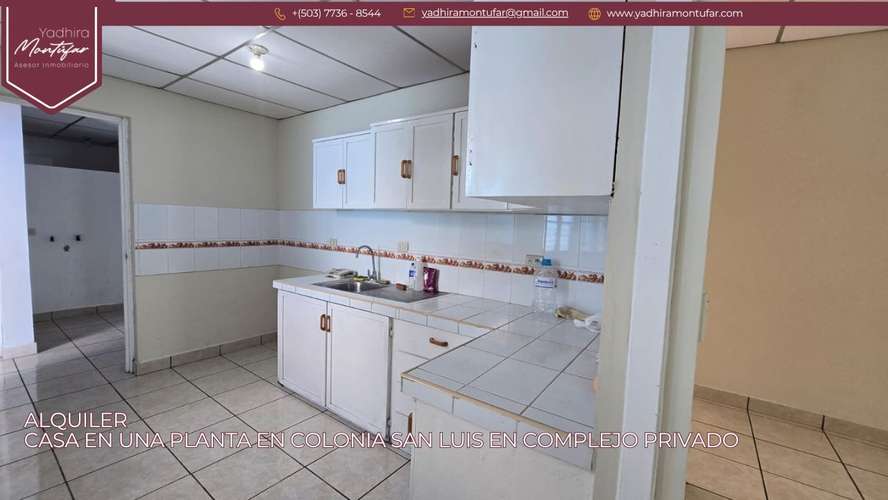 Amplia casa ubicada en exclusivo complejo privado en la Colonia San Luis, San Salvador - Imagen 11