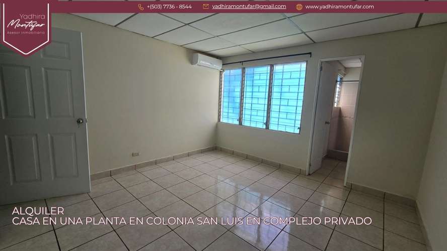 Amplia casa ubicada en exclusivo complejo privado en la Colonia San Luis, San Salvador - Imagen 3
