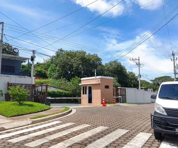 Casa en venta en Villa Santa Rosa, Quezaltepeque
