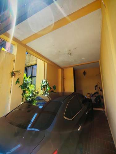 Venta de casa en Residencial Loma Linda, cerca del Estadio Cuscatlán - Imagen 2