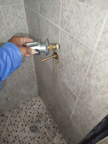 Plomeria y fontaneria mantenimiento y reparación 