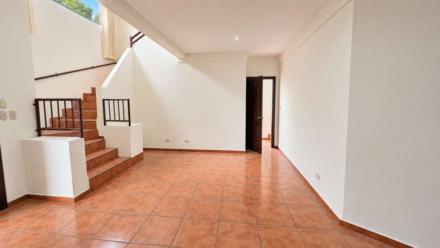 Cumbres de Cuscatlán, casa en alquiler, res. privado. - Imagen 6