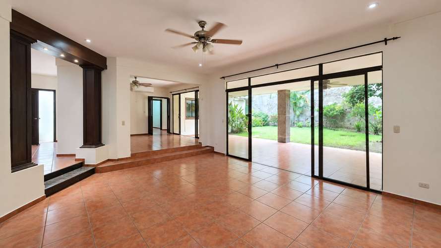 Cumbres de Cuscatlán, casa en alquiler, res. privado. - Imagen 2