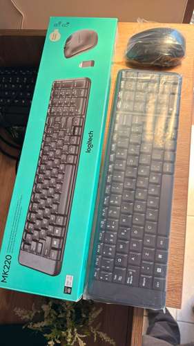 KIT DE TECLADO Y MOUSE INALAMBRICO LOGITECH - MK220