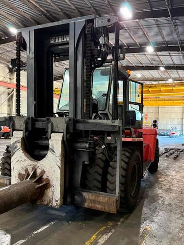 MONTACARGAS PARA ROLLOS KALMAR 25 TON 