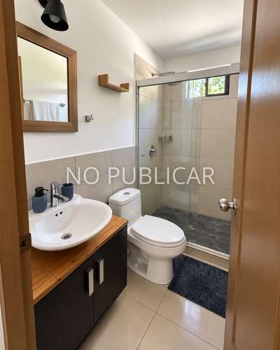 Lujoso apartamento amueblado de 3 habitaciones con balcón y amenidades en Nuevo Cuscatlán - Imagen 11