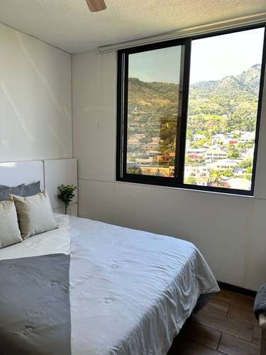 Apartamento moderno de 3 dormitorios en San Salvador, amueblado y con piscina