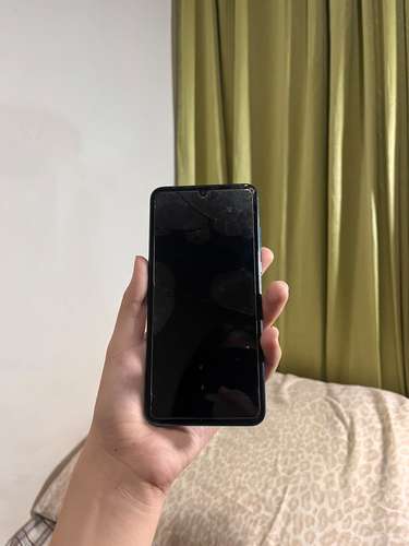 Celular OPPO A77