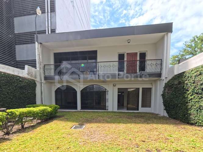  Casa comercial en venta en Escalón