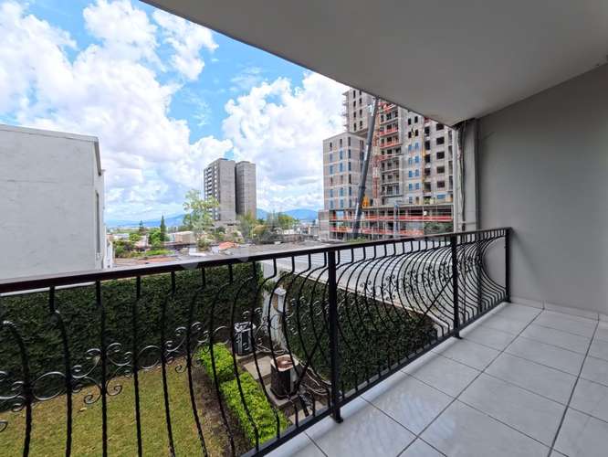  Casa comercial en venta en Escalón - Imagen 5
