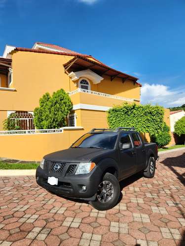Nissan Frontier PRO4X 2019 Full Extras - Imagen 2