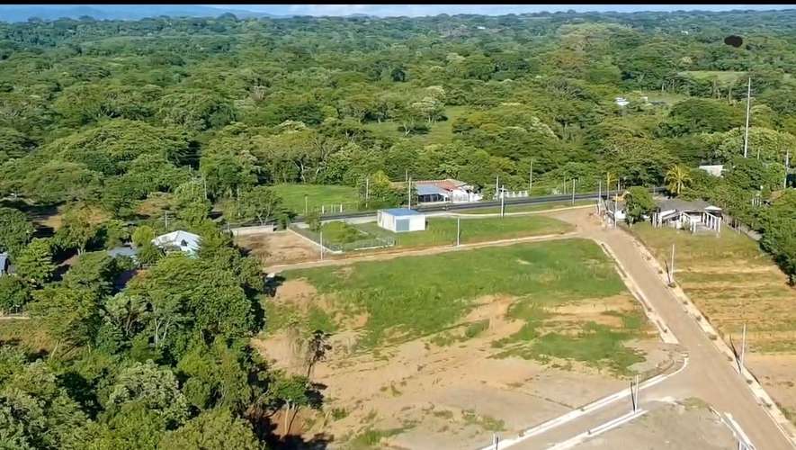 Terreno de 85MZ en Mercedes Umaña, Santa Anita, a 5min de la carretera panamericana, a 15mil cada MZ - Imagen 9