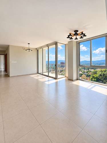 Escalón, parte alta, apartamento en alquiler.