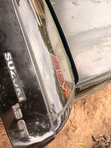 Vendo accesorios Suzuki GT año 92 pregunté todo disponible  - Imagen 3