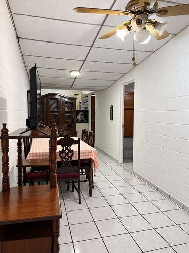 Casa de 3 dormitorios en Residencial Santa Mónica, Santa Tecla - Imagen 2