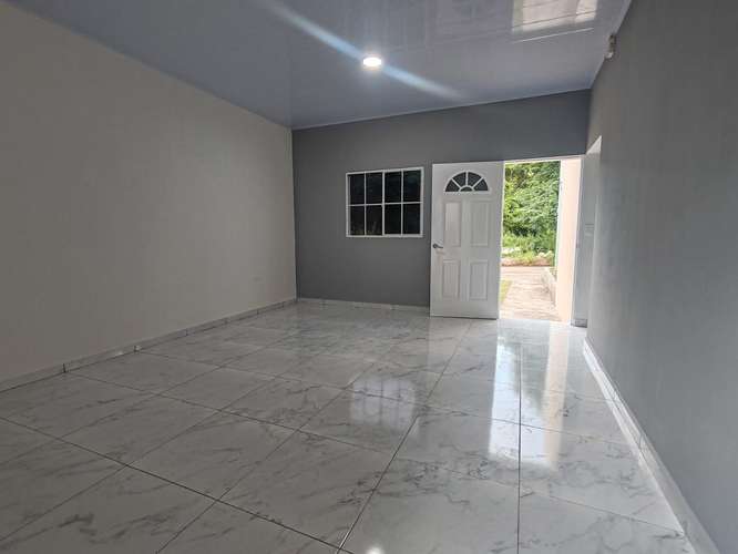Residencial Obrajuelo, frente PriceSmart, San Miguel.