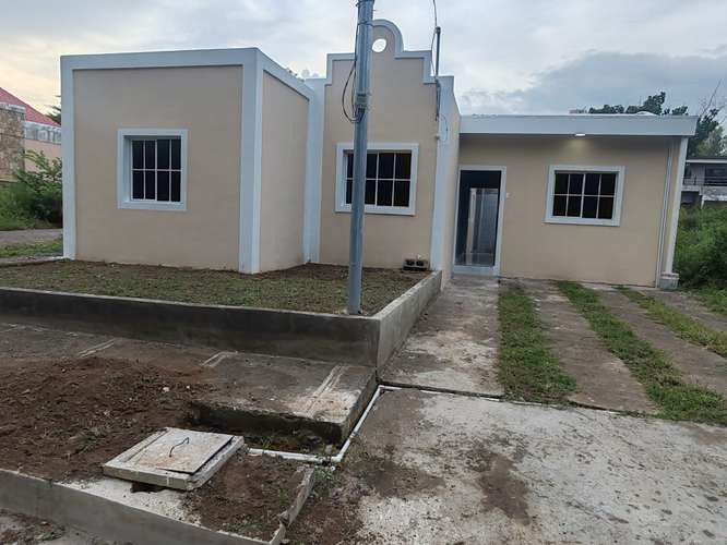 Residencial Obrajuelo, frente PriceSmart, San Miguel.