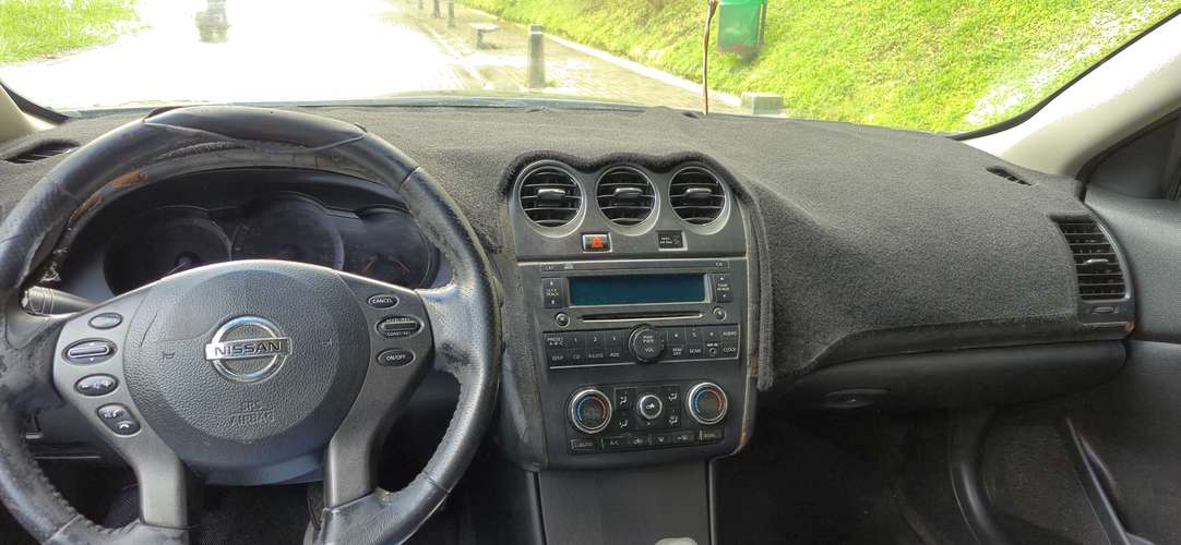 Nissan Altima 2012