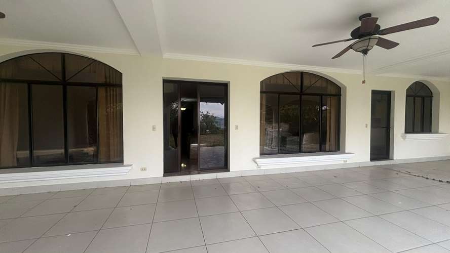 Casa en Alquiler en Cumbres de la Escalón - Imagen 1