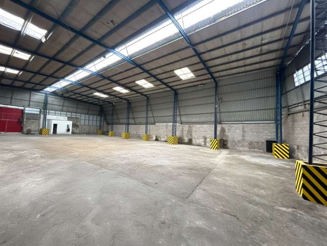 Nave Industrial en Alquiler en Santa Tecla, | Bodega para Almacenamiento y Logística - Imagen 2