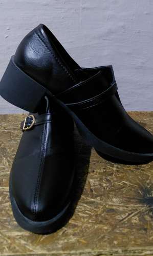 VENDO ZAPATOS PARA DAMA NUEVOS 