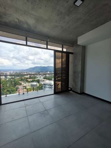 Apartamento moderno de 2 dormitorios en San Salvador con vista panorámica y terraza - Imagen 1