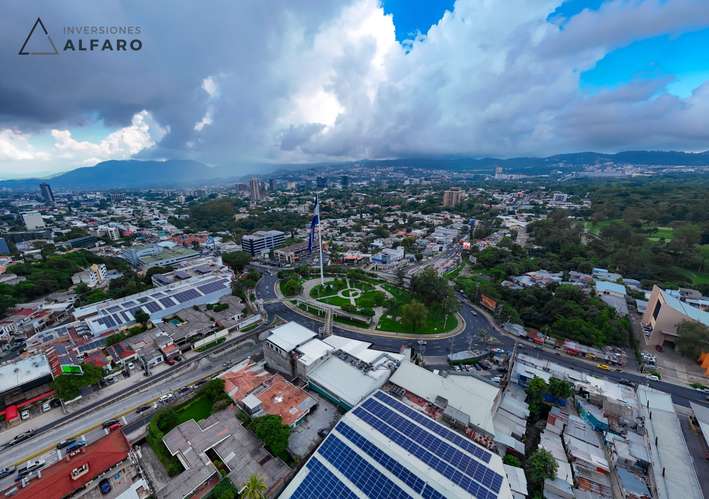 Estratégico Local Comercial sobre Paseo Escalón