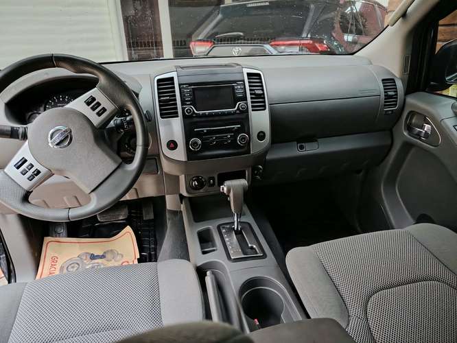  NISSAN FRONTIER DOBLE CABINA  2018 , 4X4,PIÑON DE MONTAÑA, ,…. SI VE EL ANUNCIO ES PORQUE ESTA DISPONIBLE - Imagen 7
