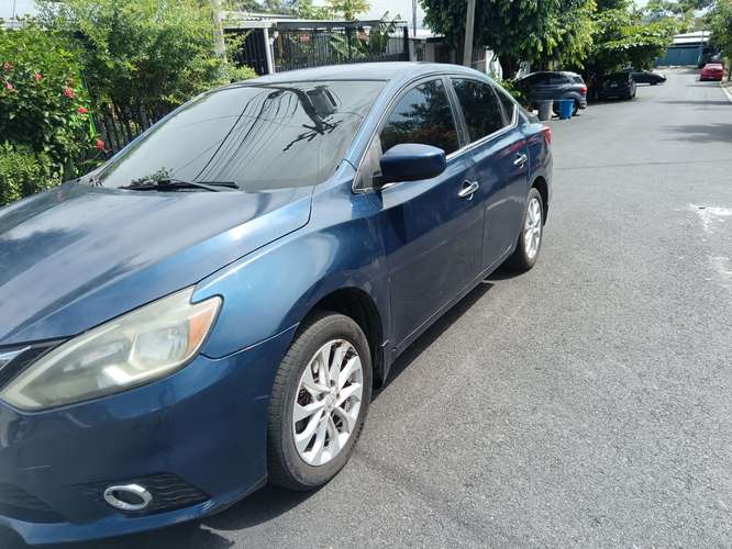Vendo Nissan Sentra 2018
