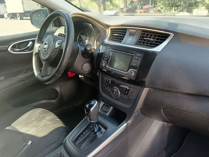 Vendo Nissan Sentra 2018
