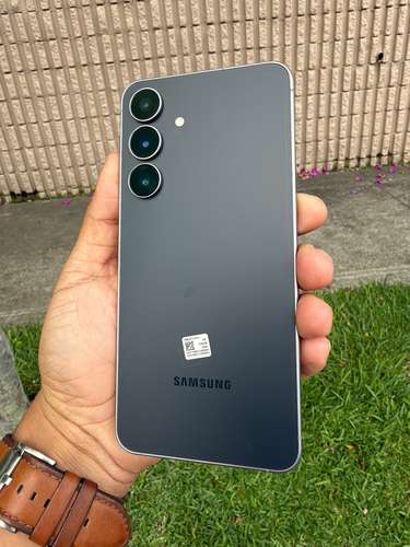 SAMSUNG S25 FE NUEVO - Imagen 7