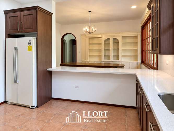 Casa en ALQUILER de UN NIVEL En Quinta Residencial Las Piletas - Imagen 10