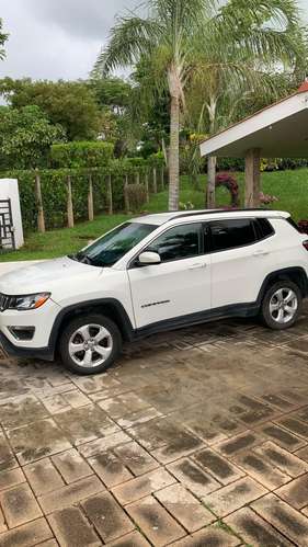 Camioneta marca Jeep!