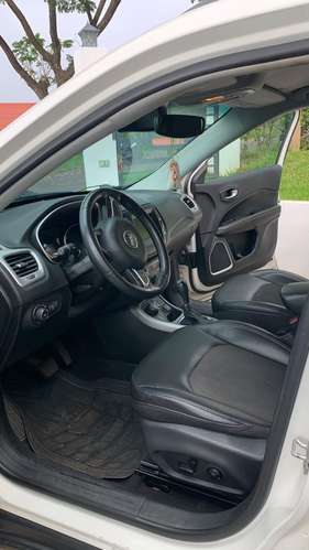 Camioneta marca Jeep!