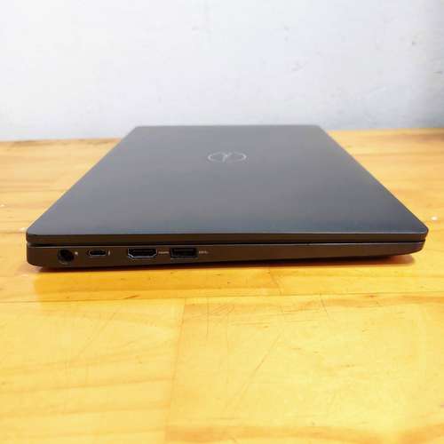 Laptop profesional: Dell Latitude 5300 (Sin detalles)