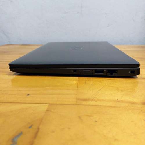 Laptop profesional: Dell Latitude 5300 (Sin detalles) - Imagen 9