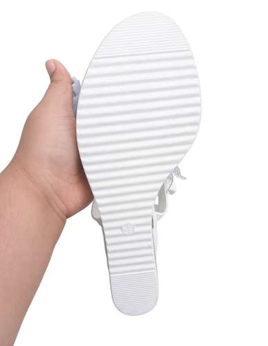 Plataformas blancas con mariposas talla 39 
