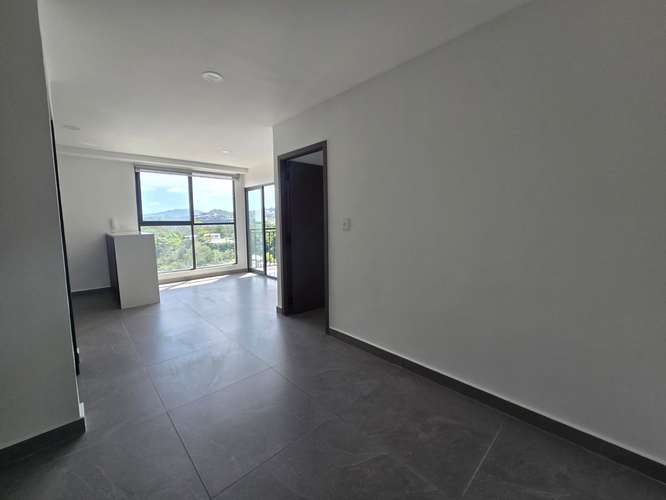 Se alquila apto en torre San benito 53 atras de zona rosa  - Imagen 9