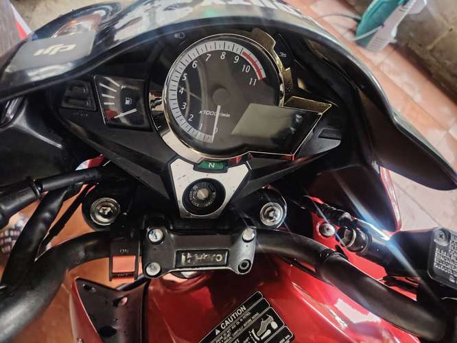 MOTOCICLETA HERO HUNK 150cc 2024