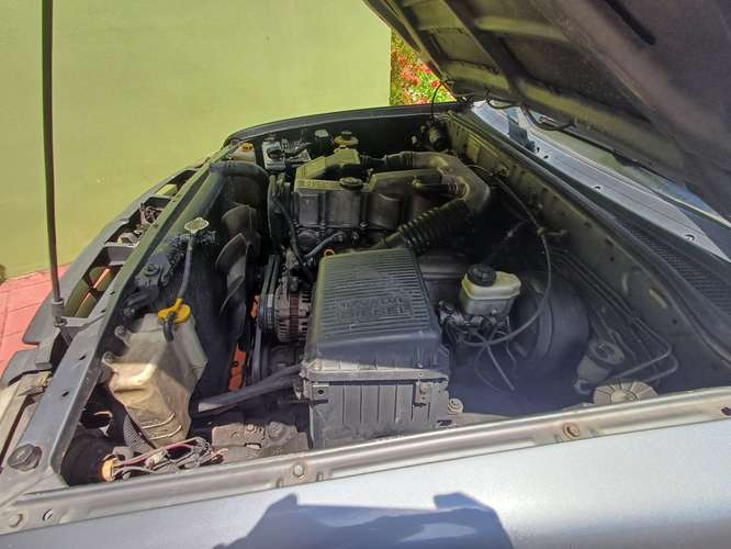 Vendo Mazda B2000 año 2006