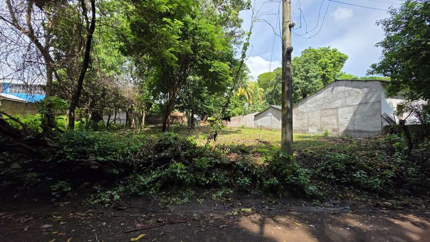 OPORTUNIDAD EN MONCAGUA, SAN MIGUEL  ¡El terreno ideal para la casa de tus sueños o tu próximo proyecto!  