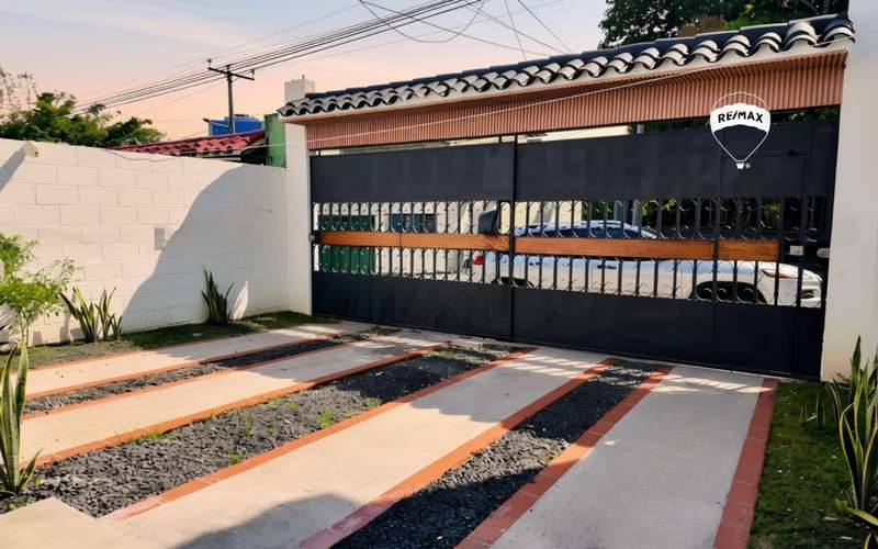 Villa Escalonia | Casa Amueblada | Piscina | Colonia Escalón | Inversión Airbnb en Funcionamiento