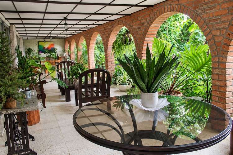 ALTAMIRA VENTA CAS $840,000 PRIVADO